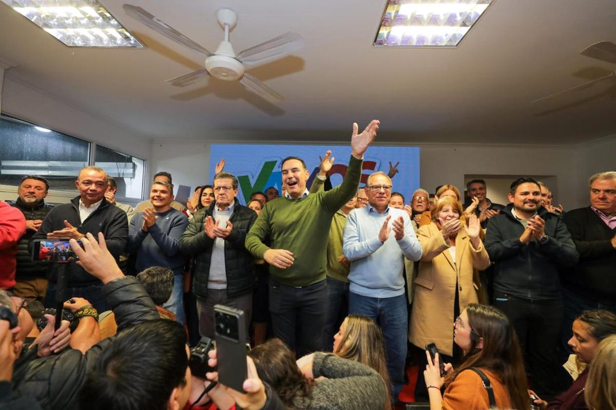 El gobernador radical Gustavo Valdés y sus aliados en Corrientes.