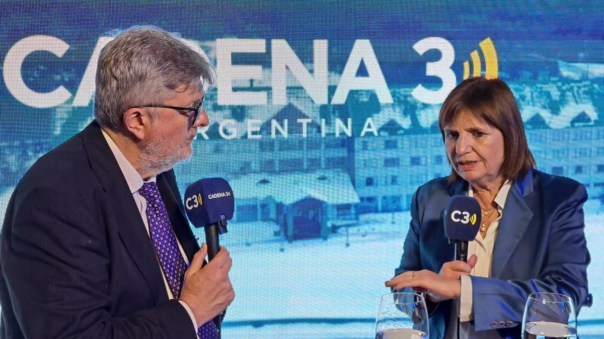 Patricia Bullrich, en diálogo con Sergio Suppo en la Cena Anual de CIPPEC.