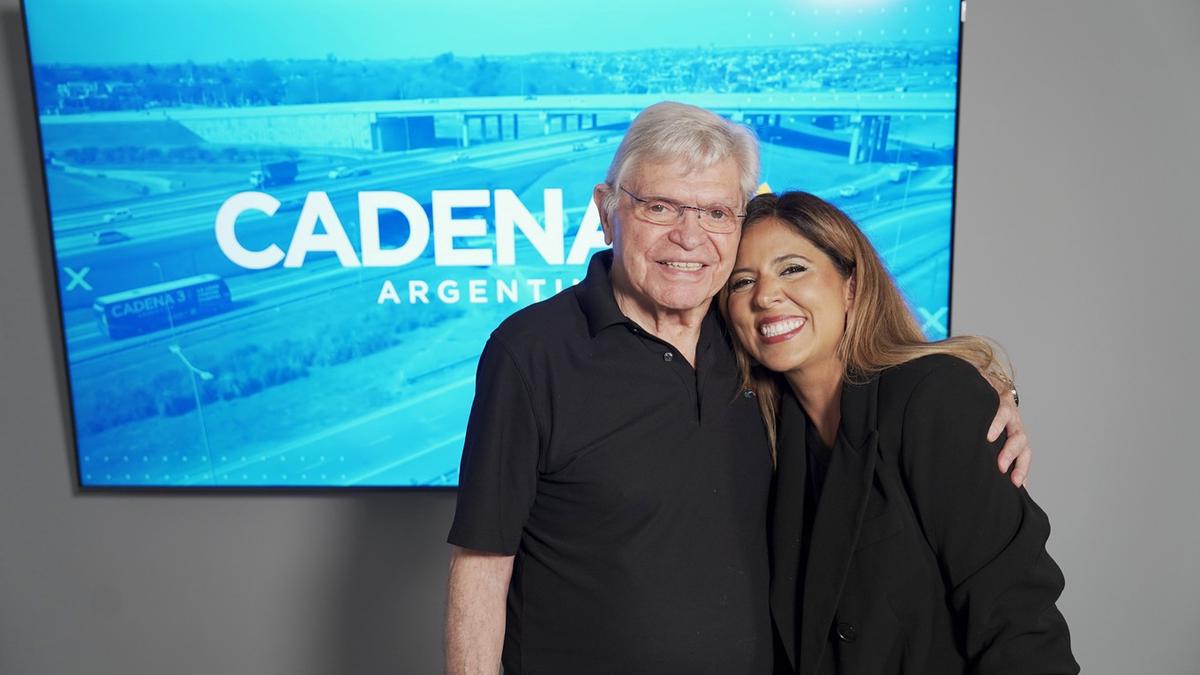 FOTO: Rony y Geo celebran los 40 años de Viva la Radio.