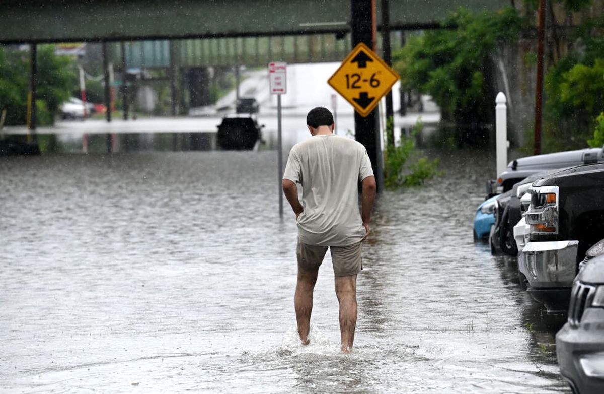 Fuertes lluvias provocan inundaciones repentinas y rescates en el norte de Nueva York