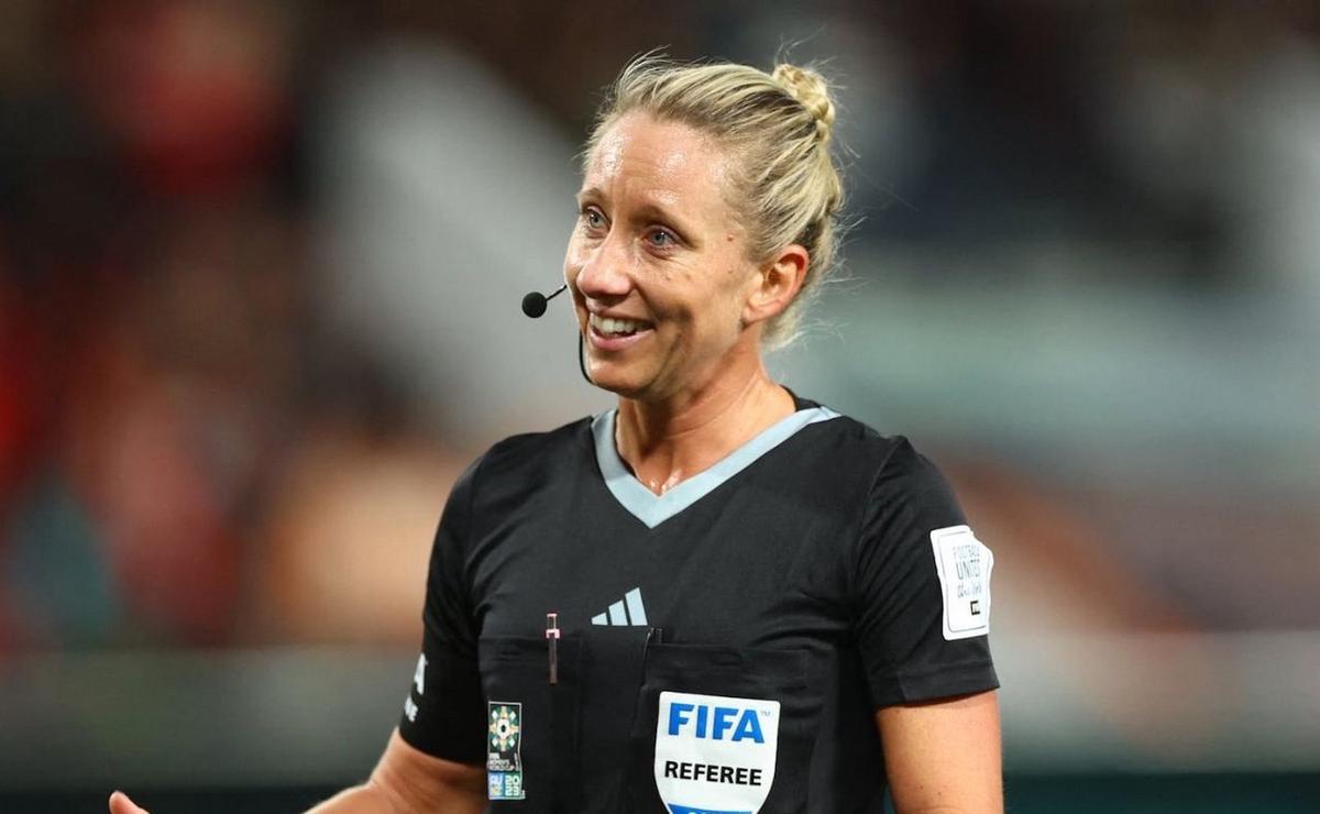 Tori Penso será la 2ª árbitra que dirigirá un partido de Mundial.