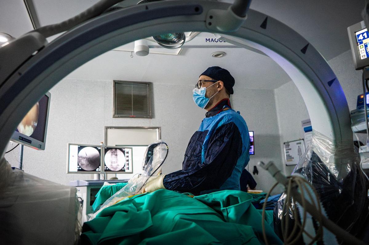 Cirugía endoscópica de columna: