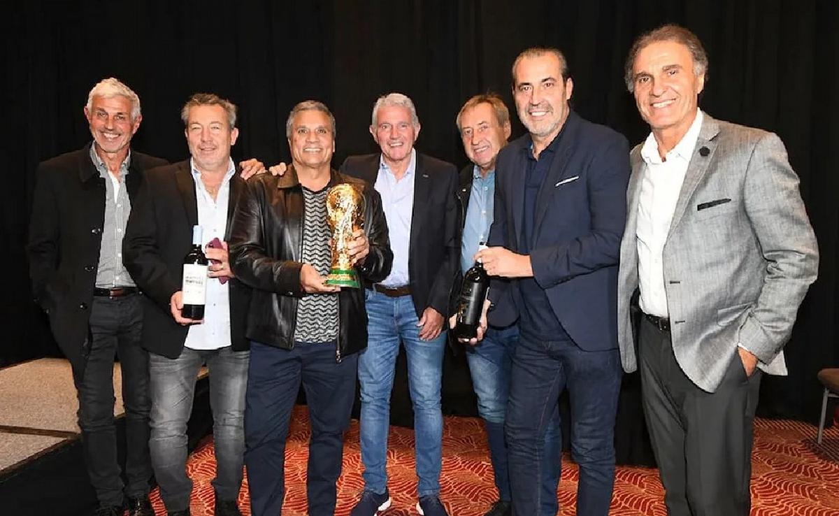 Los campeones del 86 presentaron sus vinos en una gala en Miami