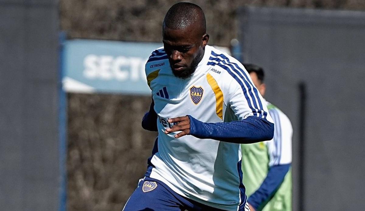 Enner Valencia entrenó en