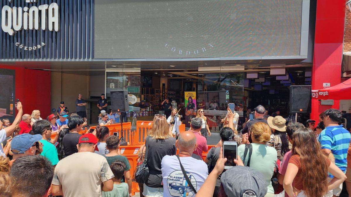 FOTO: Natalia Pastorutti, desde el Reloj Cucú