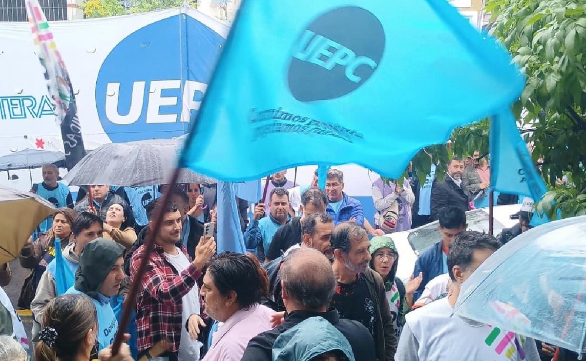 Uepc aguarda la cuarta propuesta.