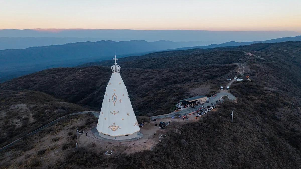 FOTO: Catamarca: Polémica por el cobro para ver la estatua de la Virgen del Valle