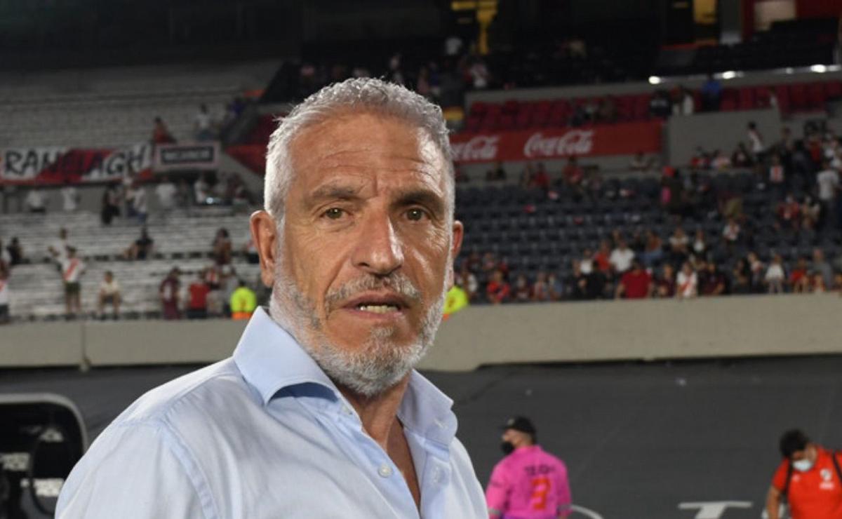 Omar Labruna palpitó el River-Belgrano.