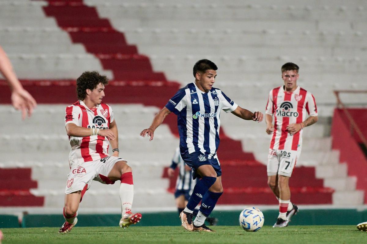 Instituto y Talleres se enfrentan en el Monumental de Alta Córdoba. (Prensa CAT)