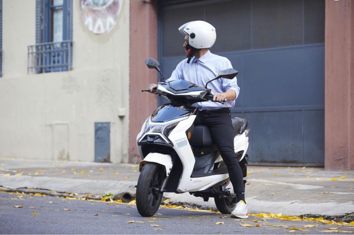 FOTO: Maipú incorpora motos eléctricas a su cartera comercial