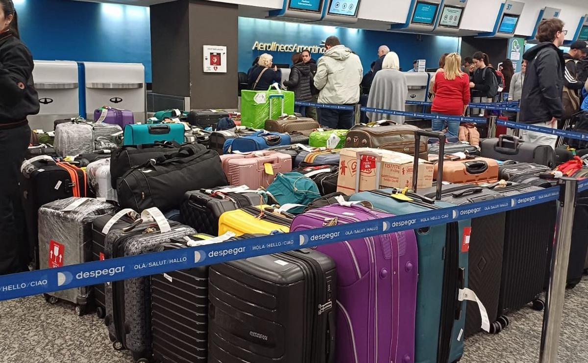 FOTO: Aeronáuticos vuelven a parar el 19 de septiembre. (Foto: Orlando Morales/Cadena 3)