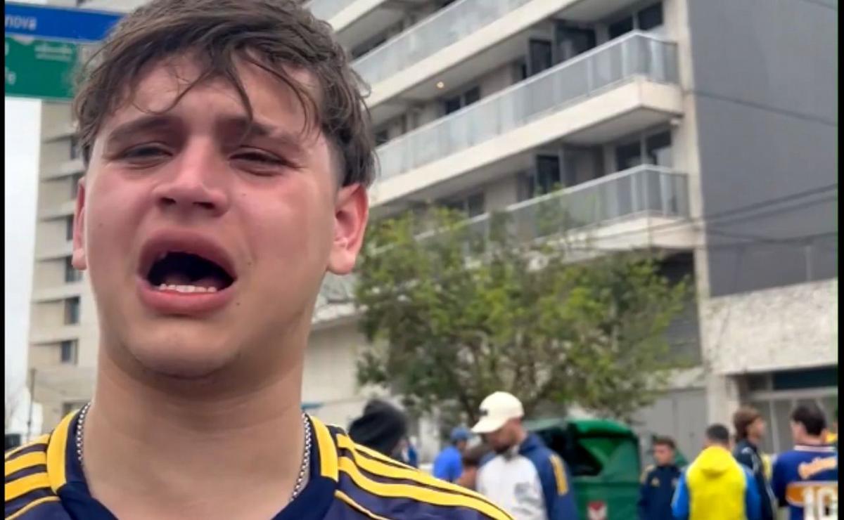 El hincha de Boca que se hizo viral por su llanto logró entrar a la cancha.