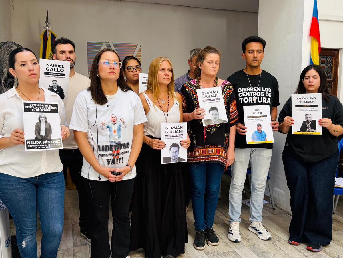 Familiares de presos argentinos en Venezuela. (Foto: Mauricio Conti/C3)