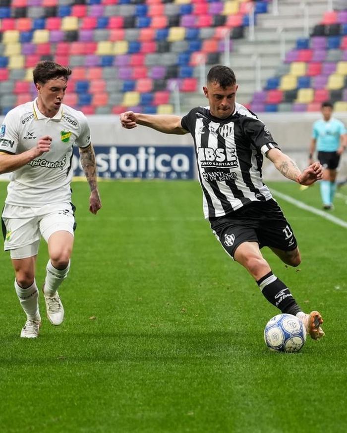 Central Córdoba logra un agónico empate ante Defensa y Justicia en un final polémico