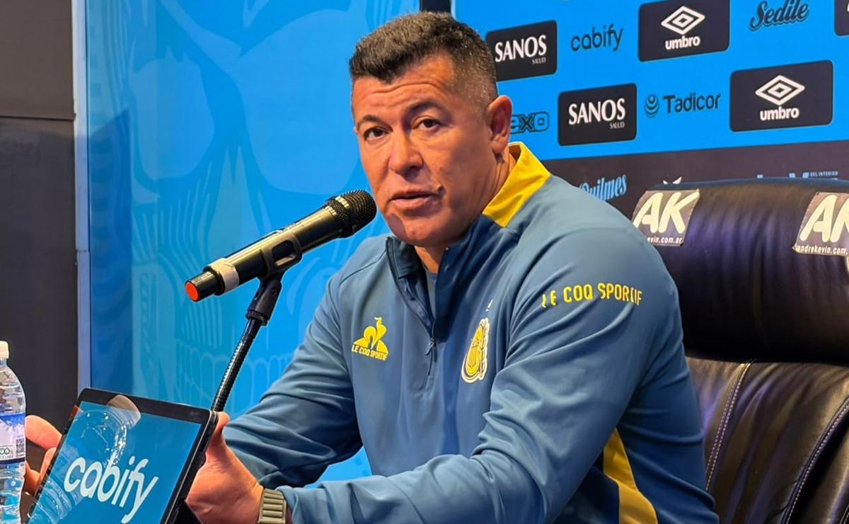 Jorge Almirón, DT de Rosario Central.