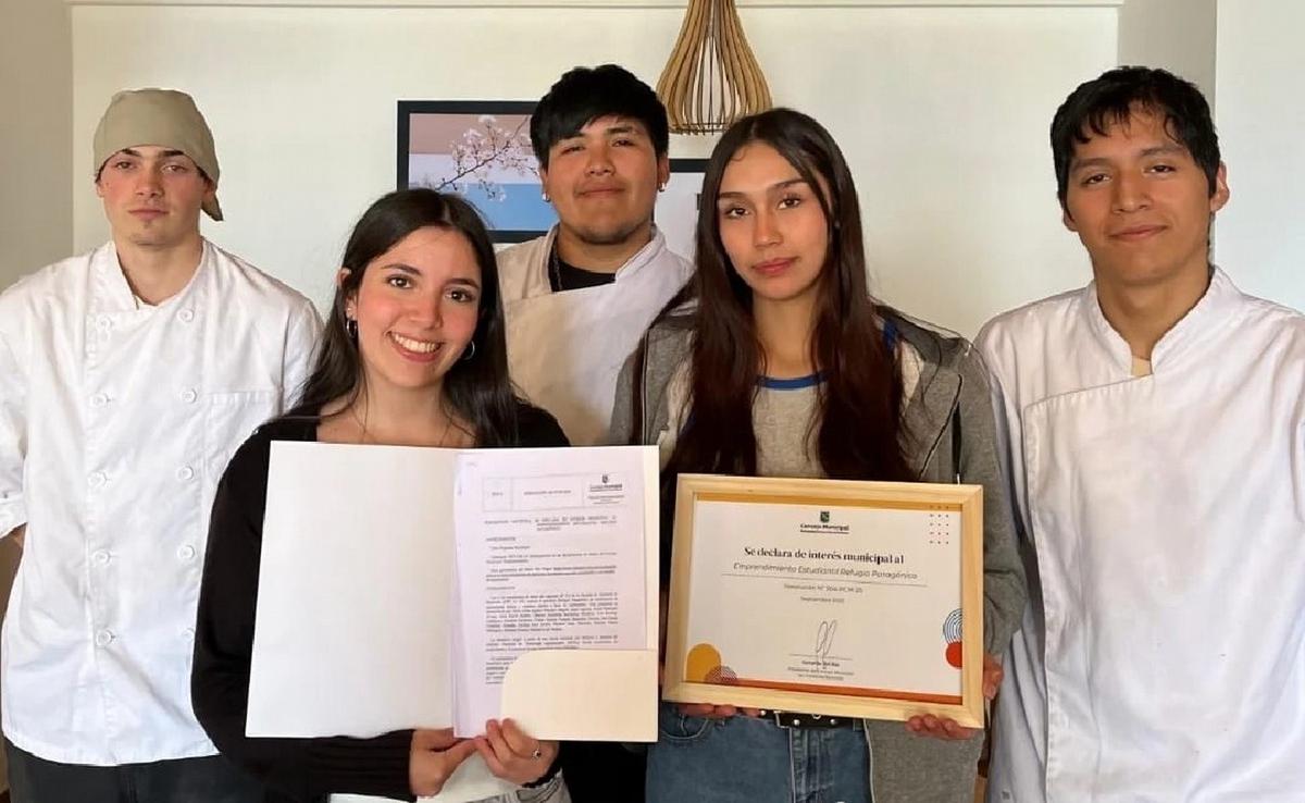 Los alumnos obtuvieron el segundo puesto en el concurso, cuya final es en Brasil.