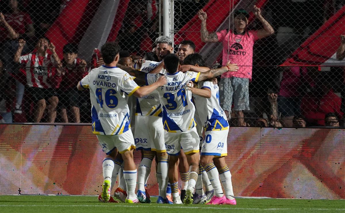 Rosario Central vs. Instituto. Liga Profesional 2025.