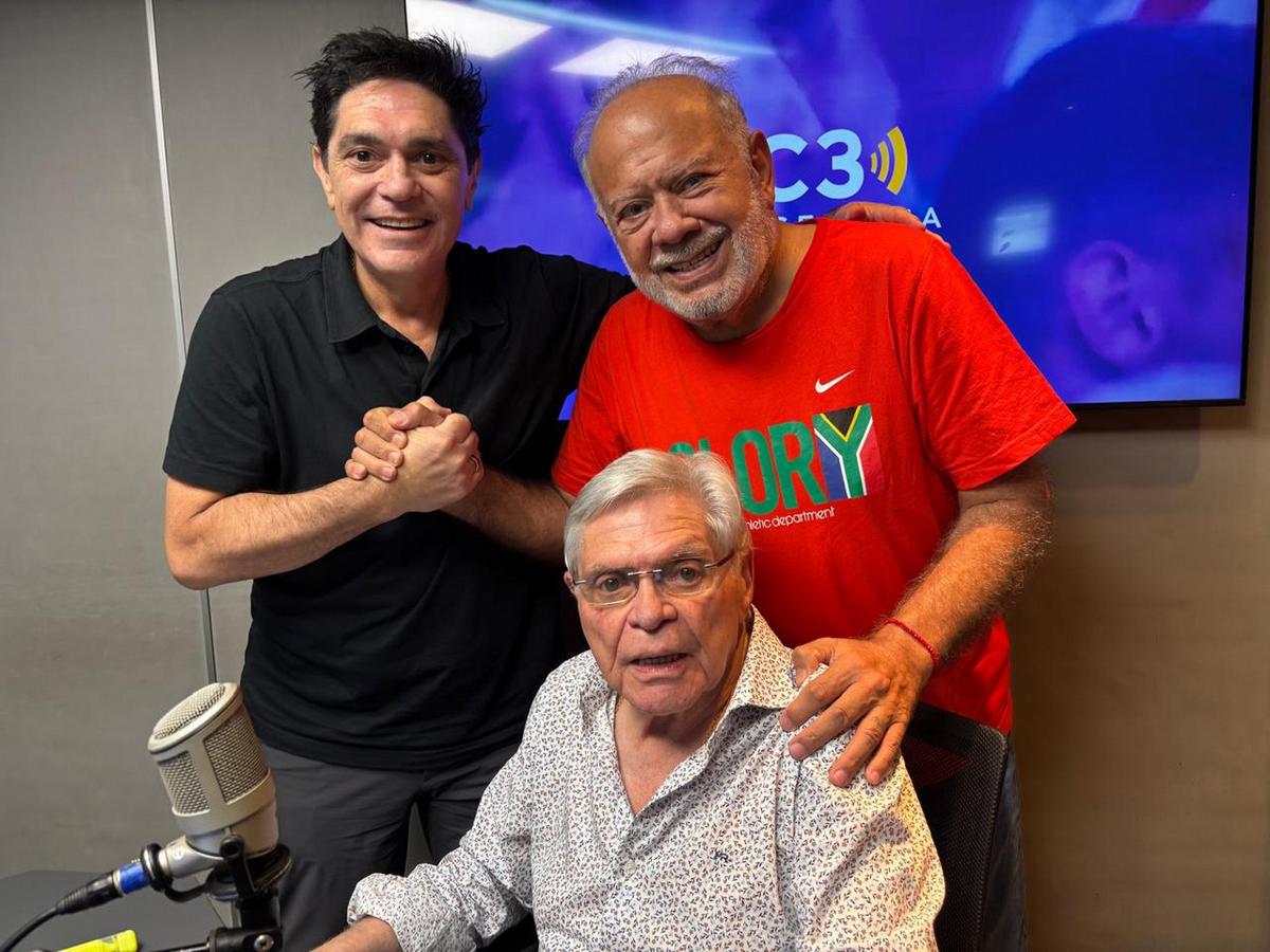 Cacho Buenaventura visitó la radio con su humor en el último domingo de 2025