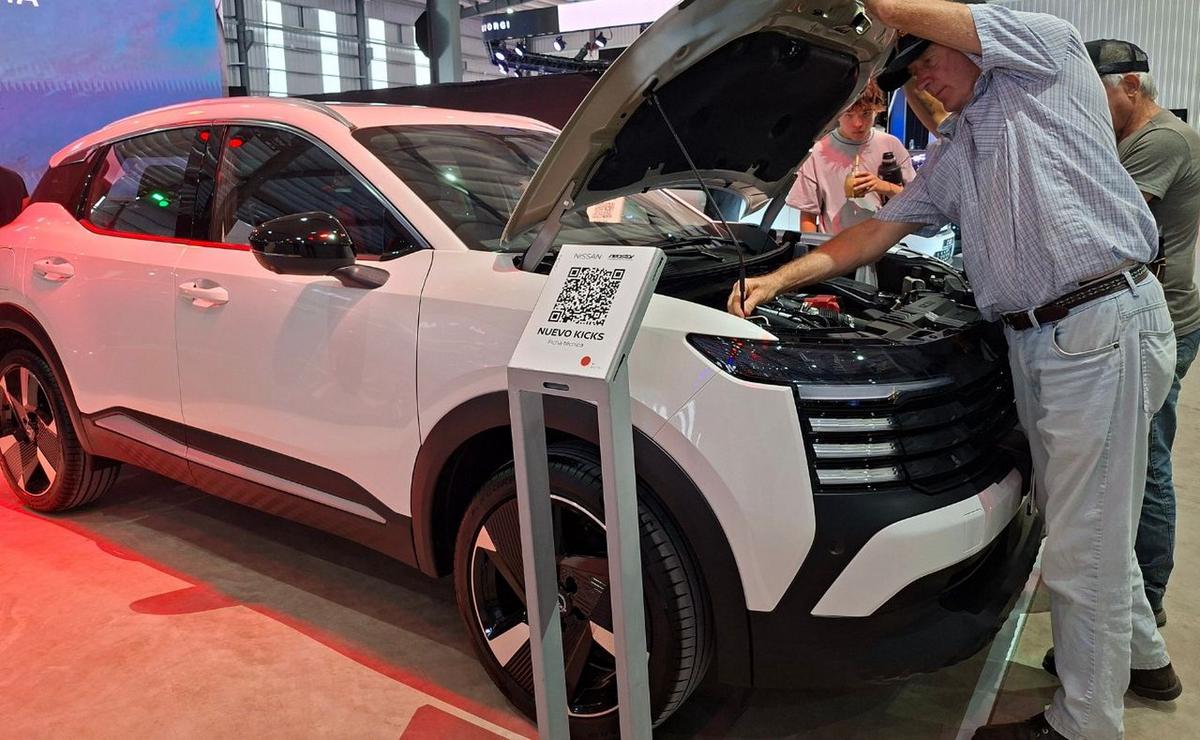 Salón del Automóvil, Funes.