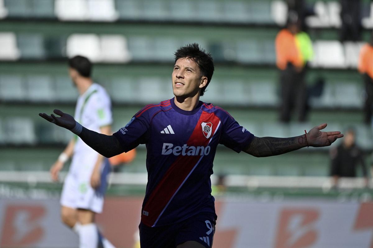 River venció a Banfield en el Florencio Sola.