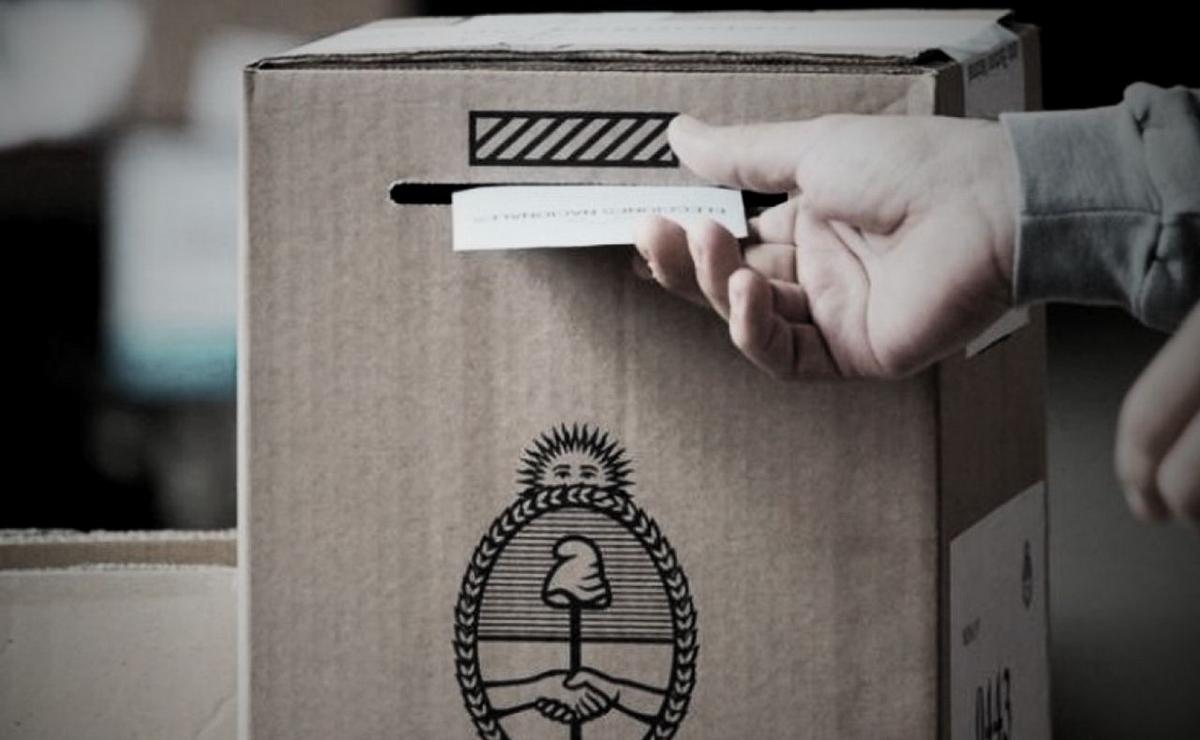 Las elecciones se entremezclan con dificultades y cambios económicos.