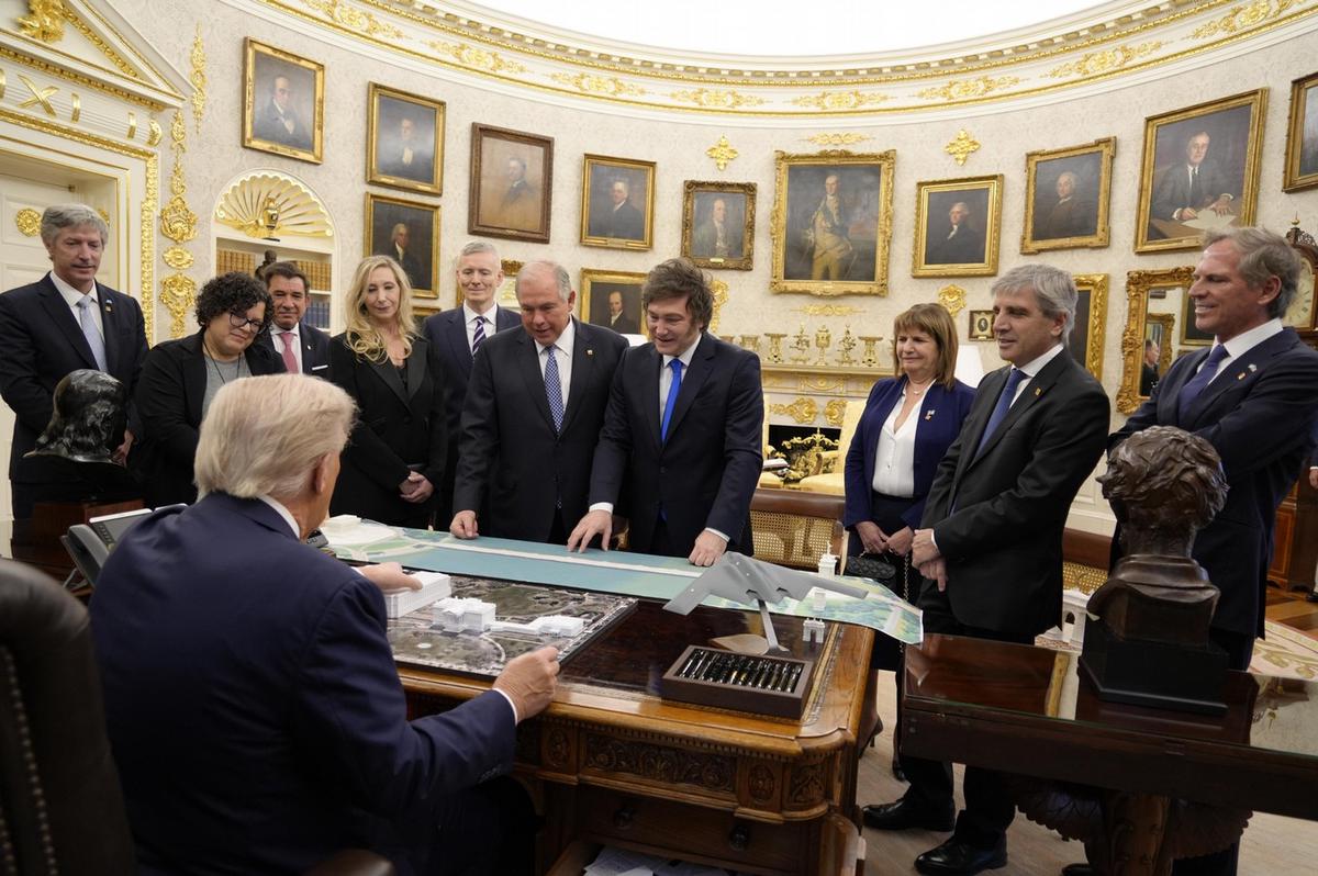 Javier Milei, en su encuentro con Donald Trump (Foto: @OPRArgentina)
