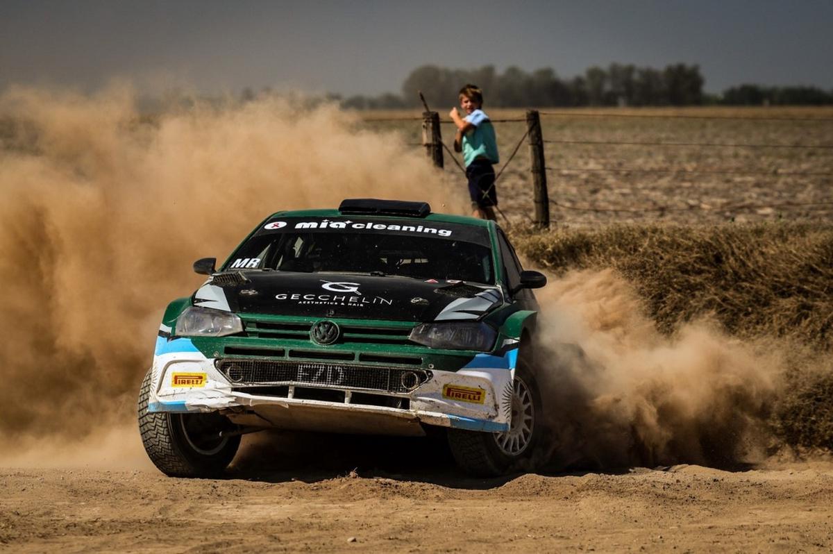 FOTO: Juan Cruz Olmedo y su VW Polo