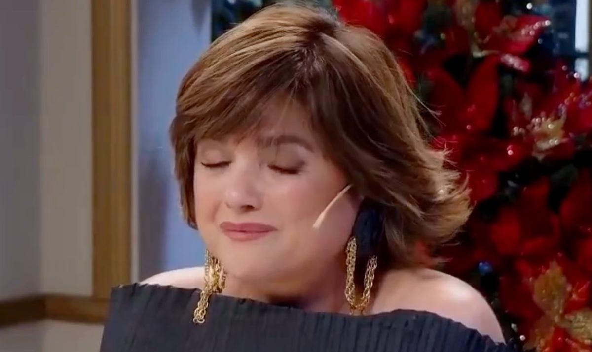 Araceli González se emocionó hasta las lágrimas al hablar a Adrián Suar en la mesaza