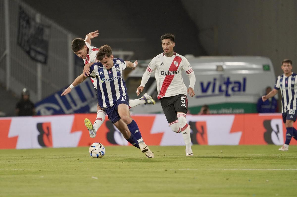 Talleres recibe a River en el Kempes. (Foto: Daniel Cáceres/C3)