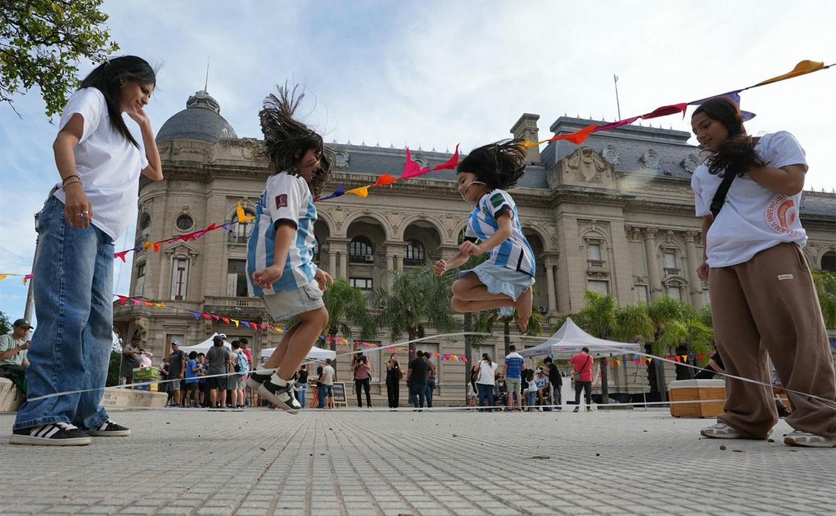 Santa Fe celebró el 239° aniversario del nacimiento del Brigadier López.