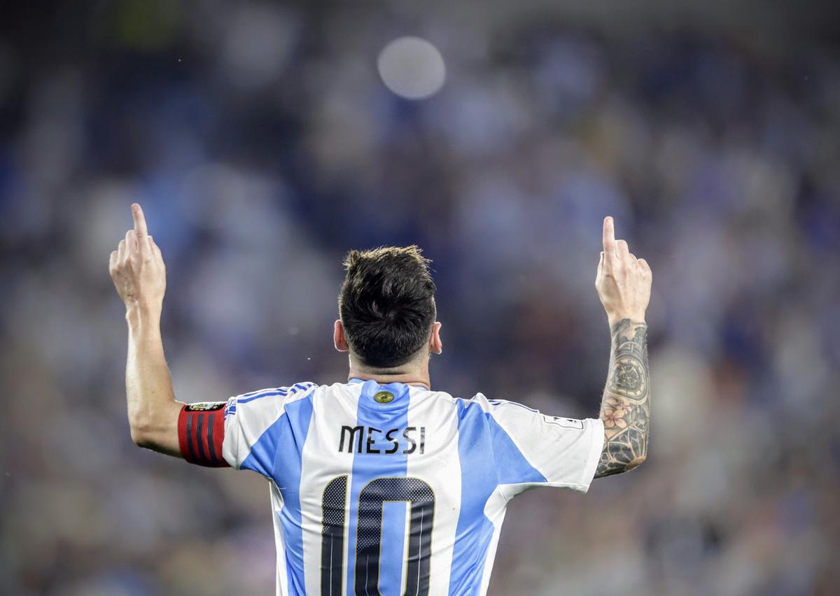 FOTO: Messi fue la gran figura de la cancha ante Bolivia. (Foto: AFA)