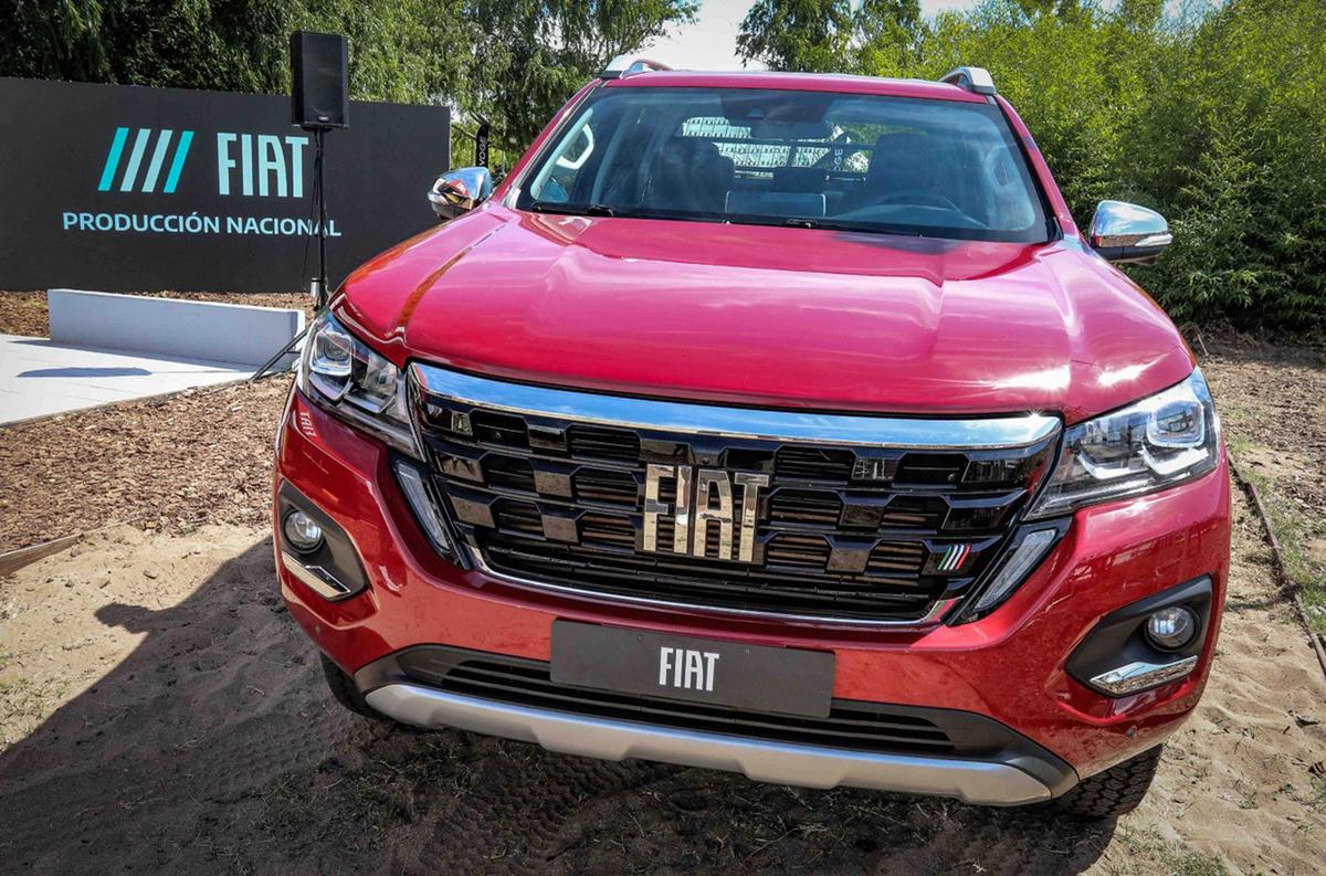 FOTO: Cadena3 en la Costa Atlántica para conocer más del arribo de FIAT Titano