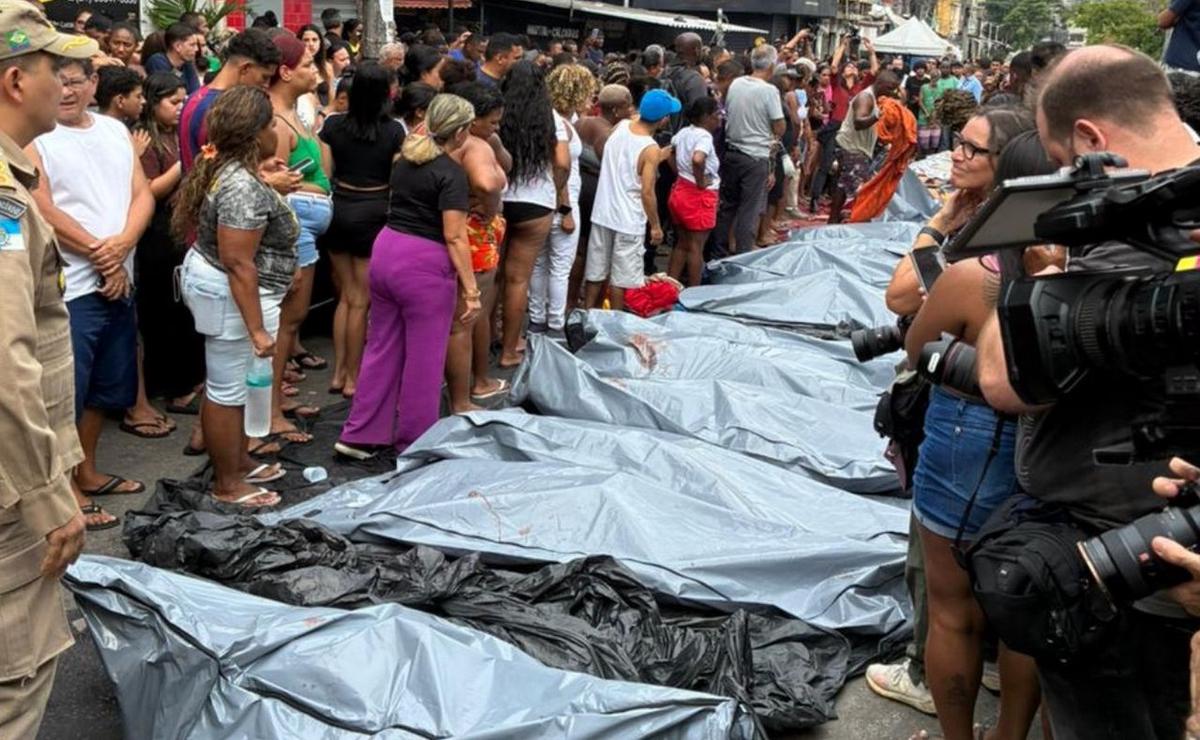 Muertos en las calles de Río de Janeiro.