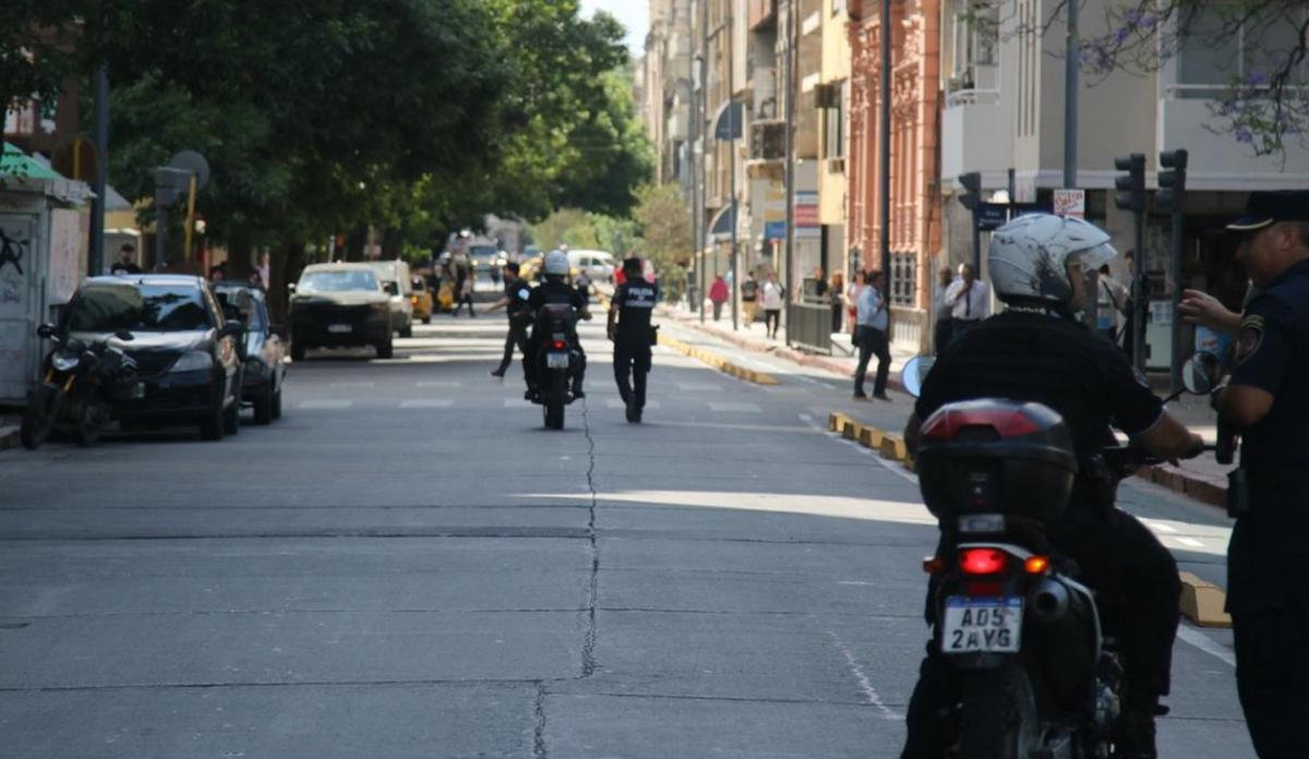 FOTO: Protesta del Suoem por las calles de Córdoba (Foto: Daniel Cáceres/Cadena3)