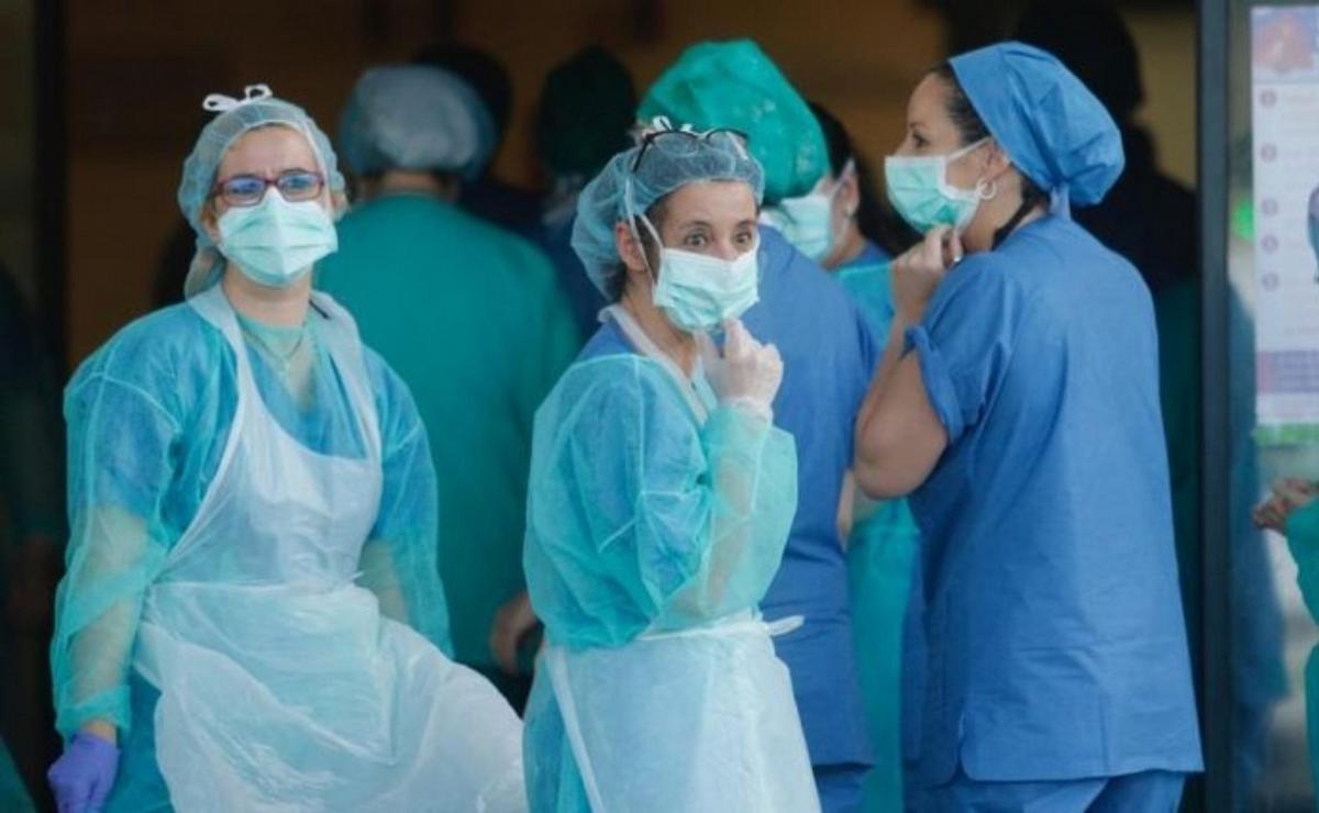 El 84% de los médicos de guardia en Córdoba debió aumentar las horas de trabajo.