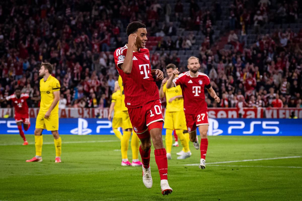 Jamal Musiala festeja el primer gol del partido.