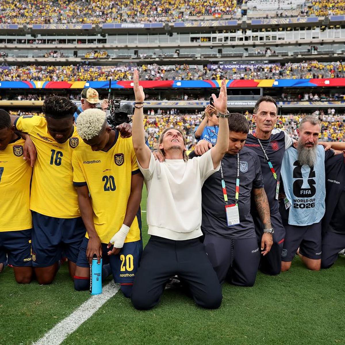 Ecuador oficializó la salida de Sebastián Beccacece como DT.