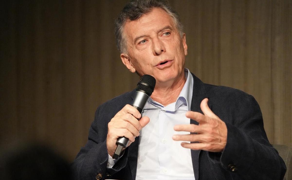 FOTO: Mauricio Macri, en la Bolsa de Comercio de Córdoba. (Foto: Daniel Cáceres/Cadena 3)