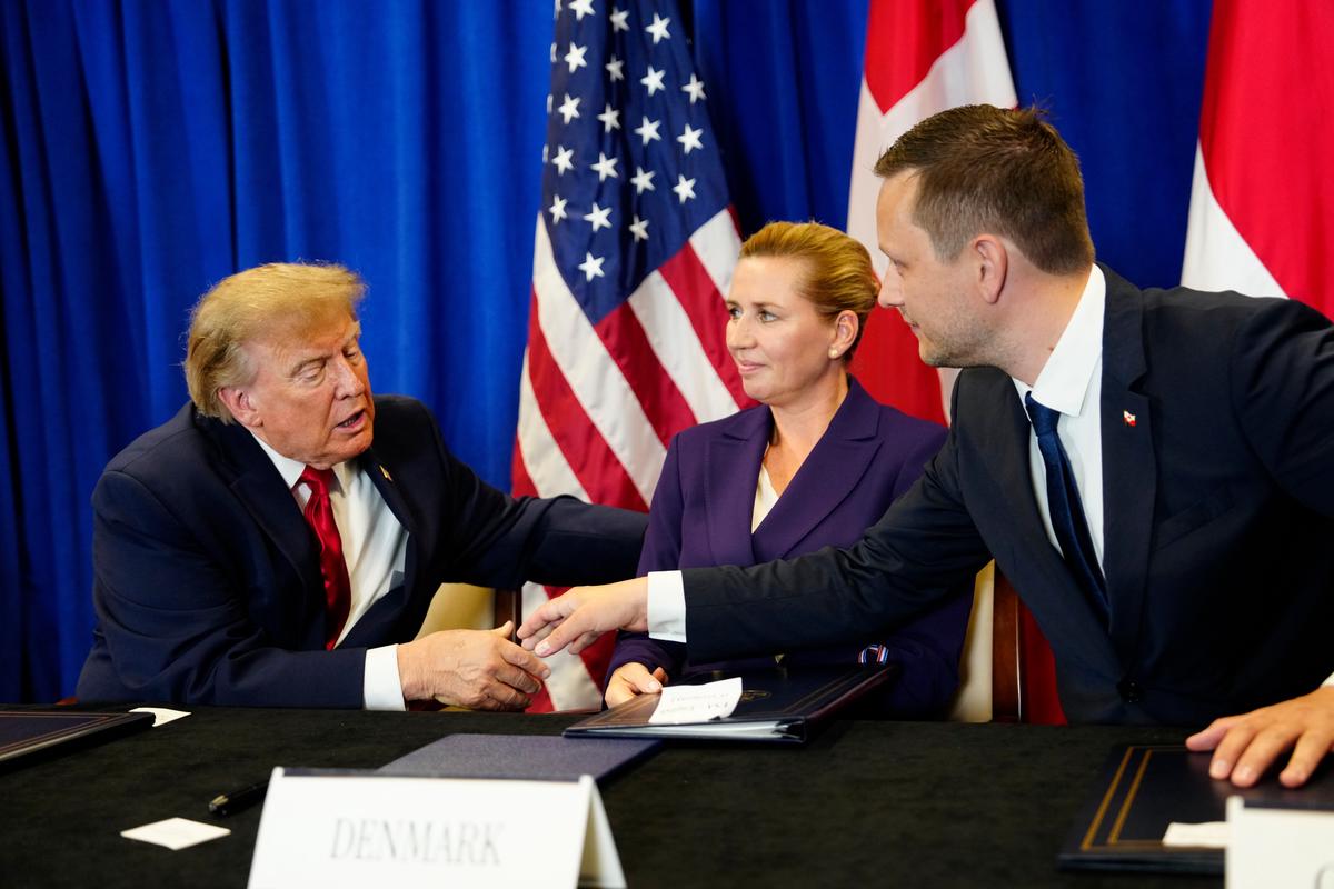 Trump firma acuerdo entre EEUU, Dinamarca y Groenlandia para reforzar la seguridad en el Ártico