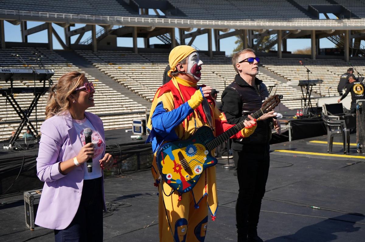 Color y alegría en el Kempes por el Día del Niño de Cadena 3