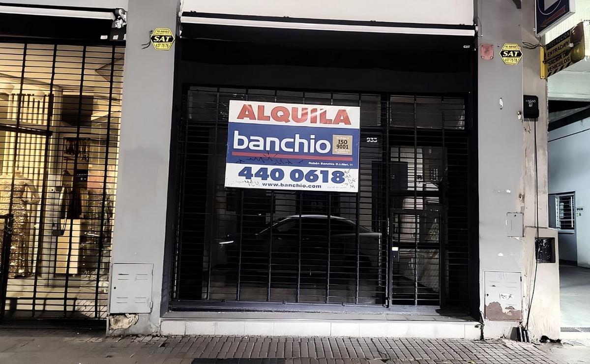 Locales vacíos en la ciudad de Rosario.