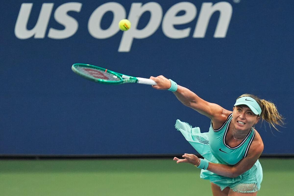 Casi sin dormir, Badosa evita un disgusto y se cita con Gauff en el US Open. La lluvia persiste