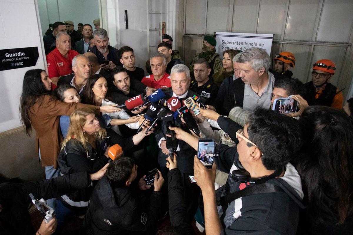 Conferencia de prensa sobre detención de sospechoso por crímenes de mujeres en Buenos Aires y Córdoba