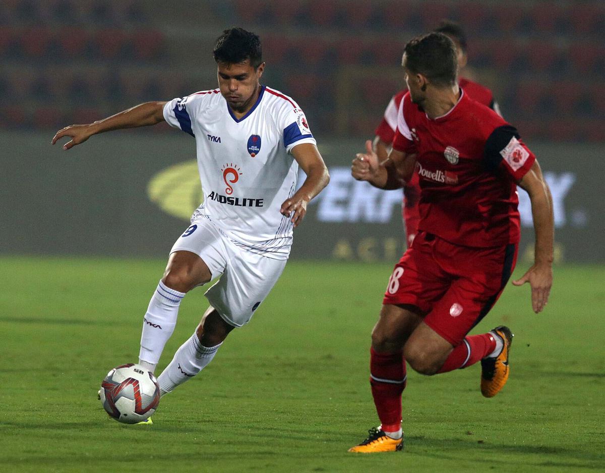 Jugadores de fútbol en Australia son sancionados por amaño de apuestas