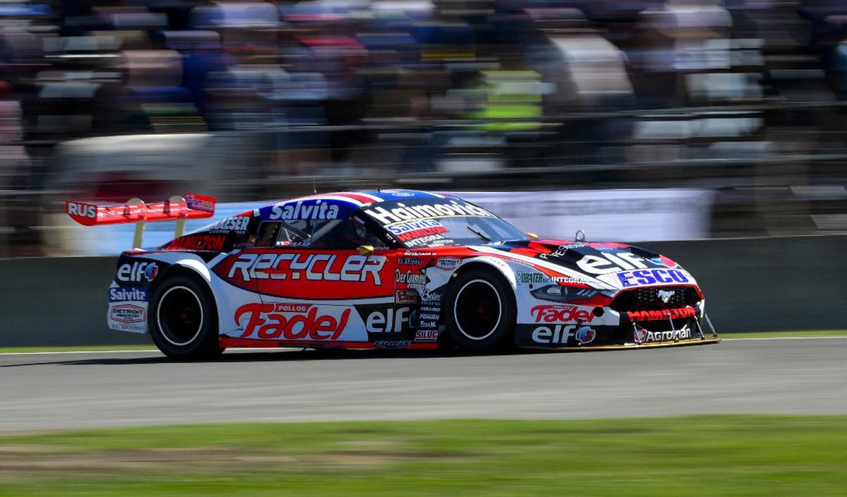 FOTO: Ganó "El Zorro" Werner y su Mustang, a la hora señalada