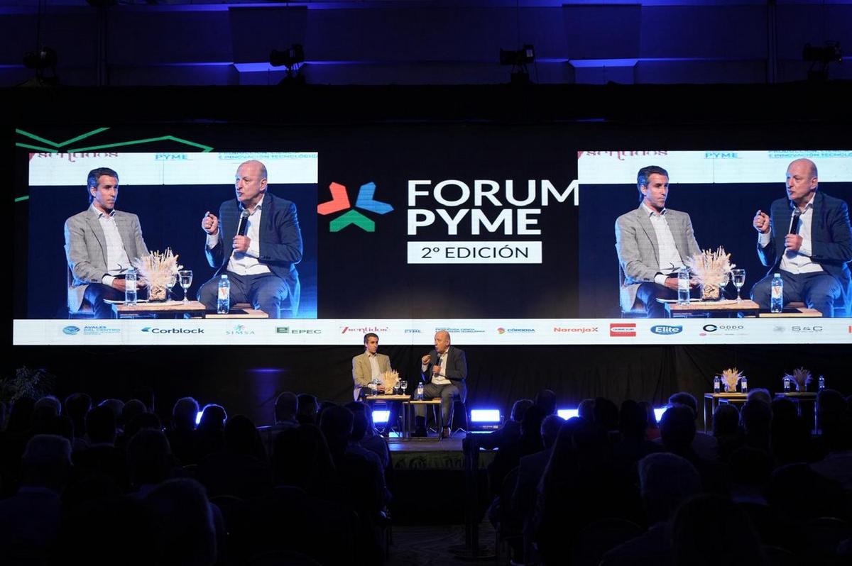 FOTO: Luis Fernández Echegaray y Sergio Berensztein, en el Forum Pyme.