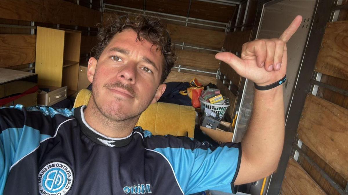 Matías Schröder viajó desde Australia para alentar al