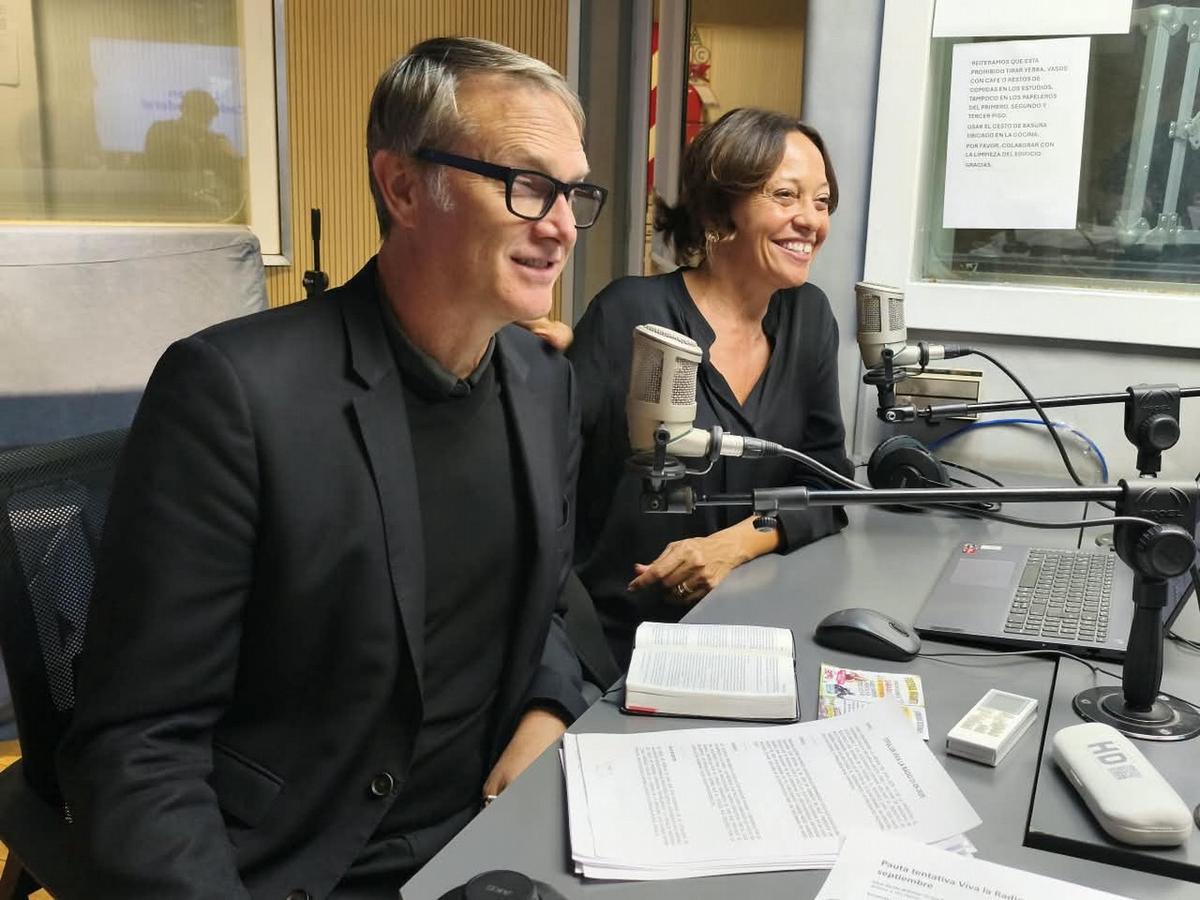 Andrés y Wendy Palau, en los estudios de Cadena 3.