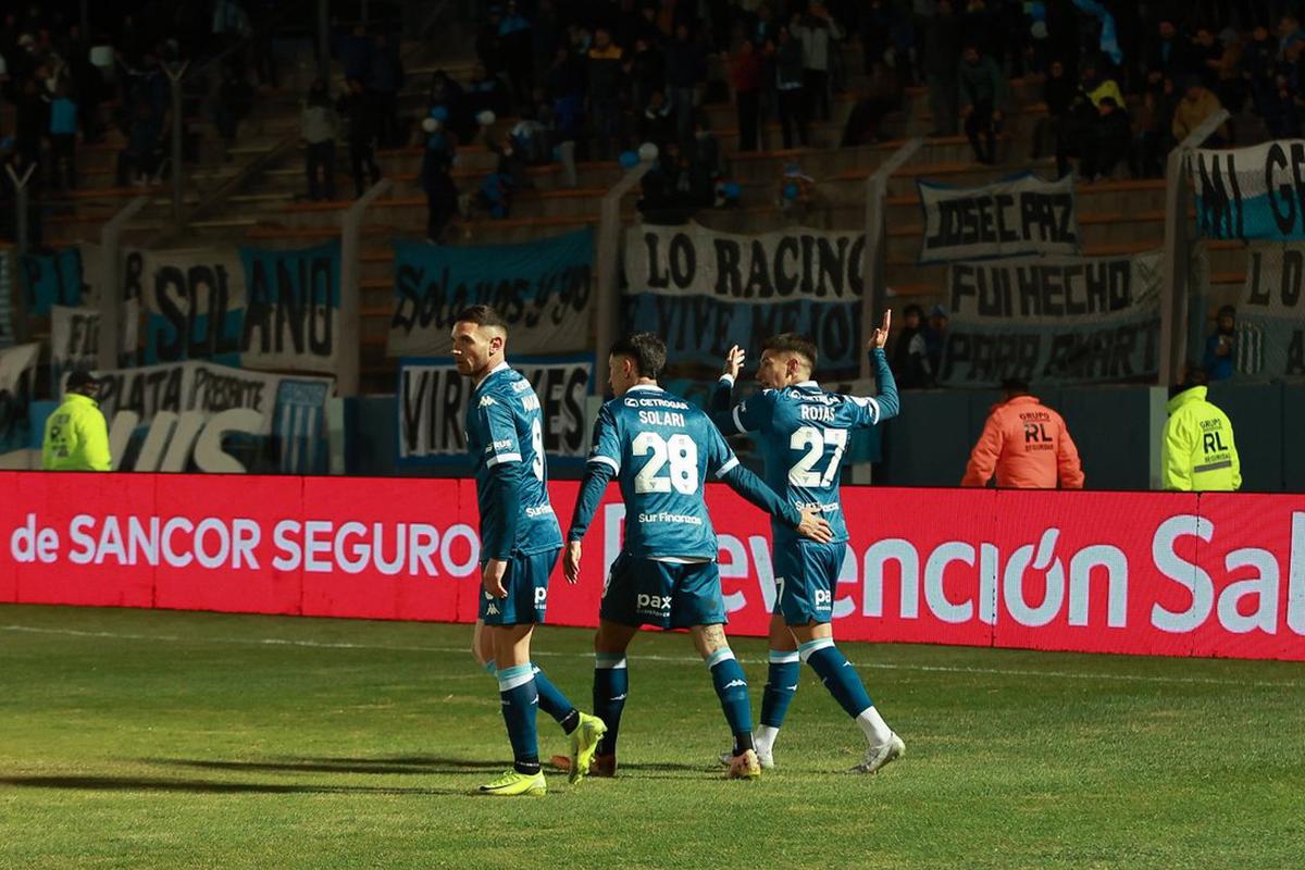 La “Academia” quiere empezar con el pie derecho y se enfrenta al “Guapo” en Avellaneda.