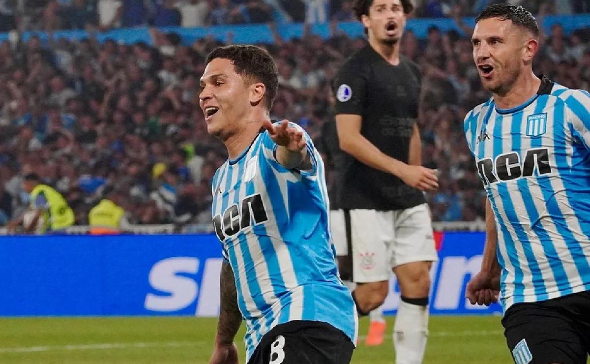 FOTO: Racing buscará volver a coronarse como campeón de un título internacional. (Foto: NA)